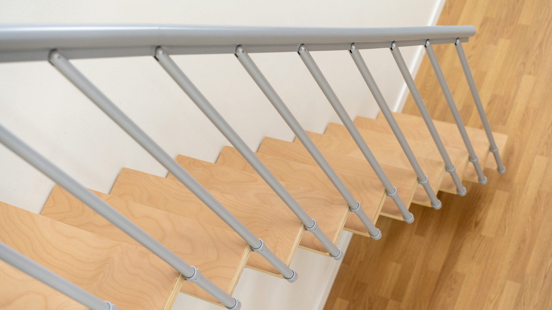 Staircase DALLAS Pearl grey